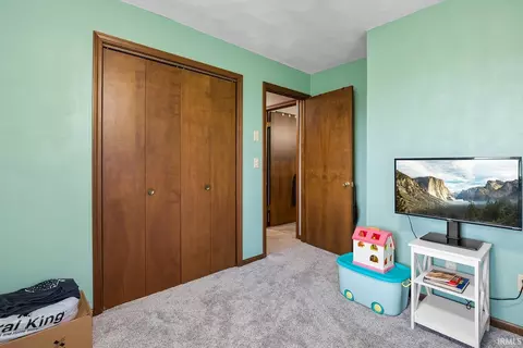 5735 E Valley View Pt, Bringhurst, IN 46913 photo 12