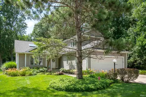 52641 Westgate Dr, South Bend, IN 46635