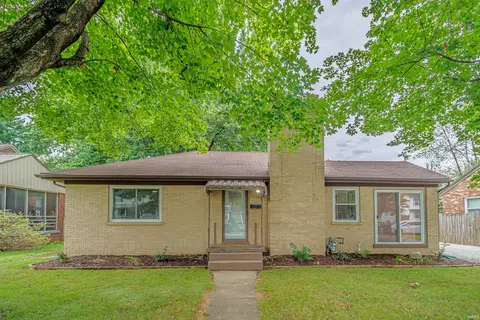 2812 E Oak St, Evansville, IN 47714