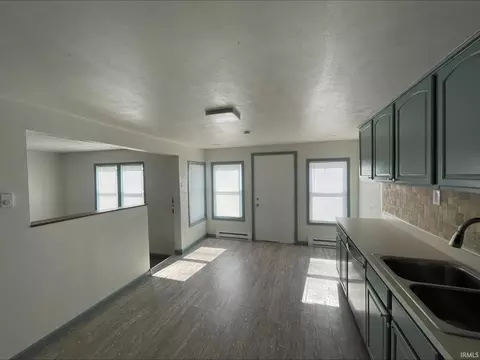 804 N Main St, Dunkirk, IN 47336 photo 5