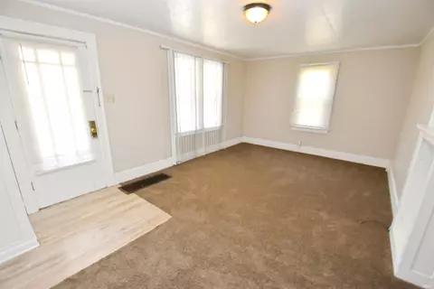 805 Eckman St, South Bend, IN 46614 photo 2
