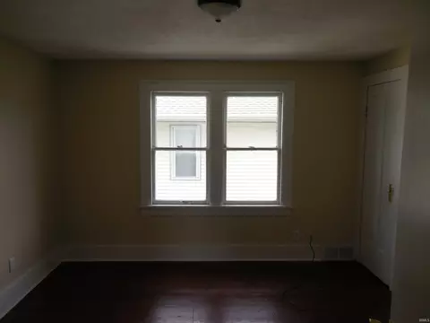 917 E Fox St, South Bend, IN 46613 photo 9