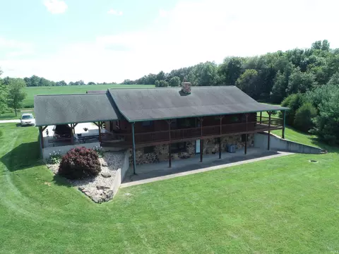 10333 E 300 S Rd, Cannelburg, IN 47519