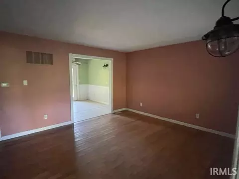 6401 E Robinson Rd, Bloomington, IN 47408 photo 5