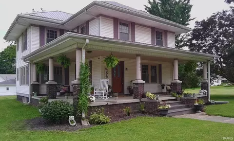 306 W Academy St, Darlington, IN 47940