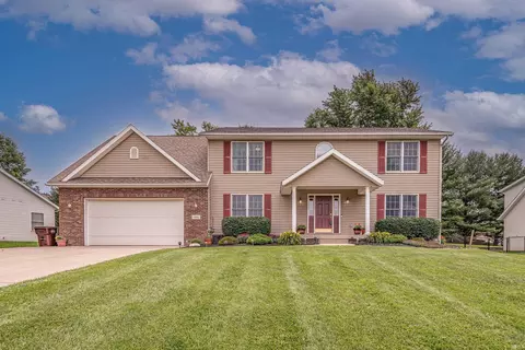 1441 W Estate Dr, Bloomington, IN 47403