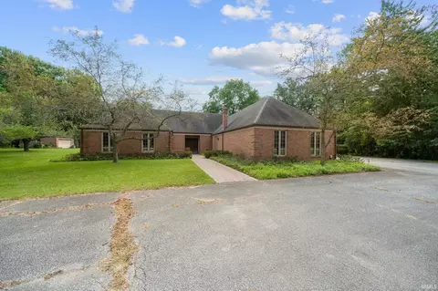17640 Douglas Rd, South Bend, IN 46635