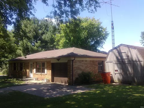 172 S Alaska St, Burnettsville, IN 47926