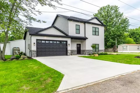 120 Lane 405a Jimmerson Lk, Fremont, IN 46737