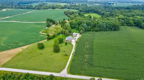4753 N Highland Rd, Grandview, IN 47615