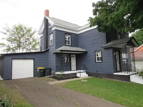 109 E Wayne St, Lagrange, IN 46761 photo 1