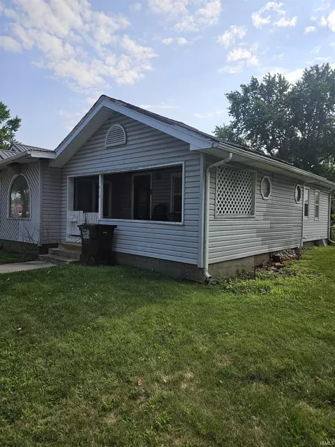 1612 Main St, Rochester, IN 46975