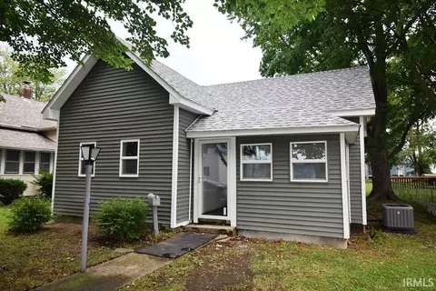 857 John St, Frankfort, IN 46041