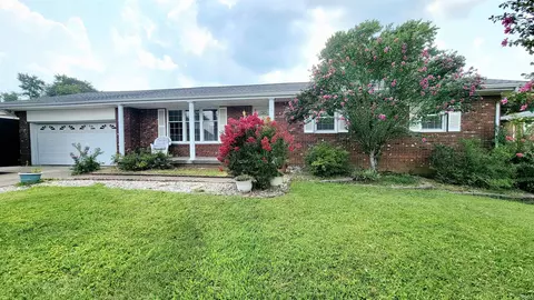 617 Biddle Ct, Evansville, IN 47712