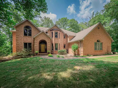 2001 W Summit Dr, Evansville, IN 47712