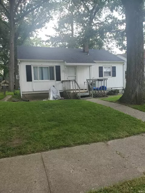 4406 Smith St, Fort Wayne, IN 46806