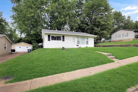 509 Hanover Rd, Evansville, IN 47710