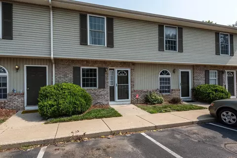 731 E Sherwood Hills Dr, Bloomington, IN 47401