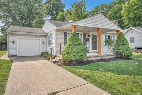 401 S St, Bedford, IN 47421 photo 1