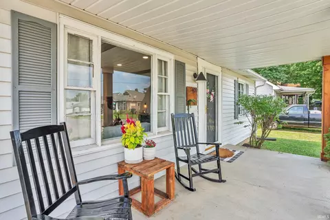 401 S St, Bedford, IN 47421 photo 3