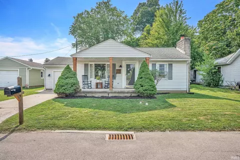 401 S St, Bedford, IN 47421 photo 2