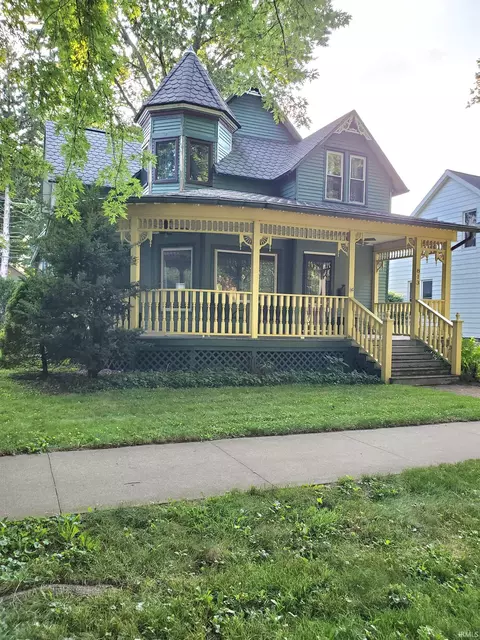 813 N Michigan St, Plymouth, IN 46563