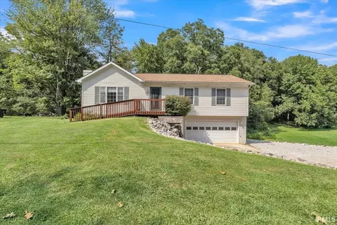 11300 E Upper Mt Vernon Rd, Evansville, IN 47712