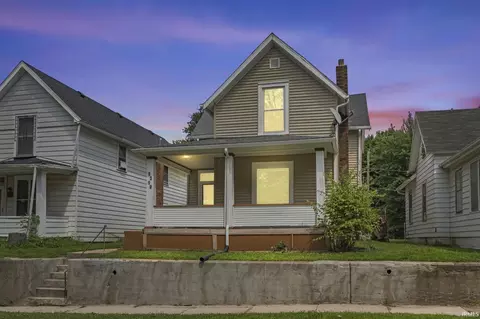 2421 Thompson Ave, Fort Wayne, IN 46807