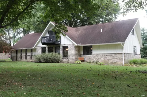 3256 Bittersweet Dr, Jasper, IN 47546 photo 2