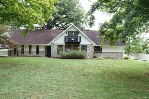 3256 Bittersweet Dr, Jasper, IN 47546 photo 1