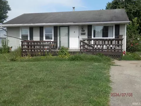 838 18th St, Tell City, IN 47586
