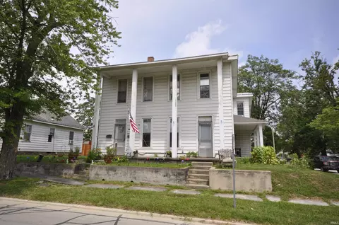 225-227 Short St, Winchester, IN 47394