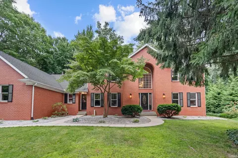 52051 Iron Forge Ct, Granger, IN 46530 photo 2