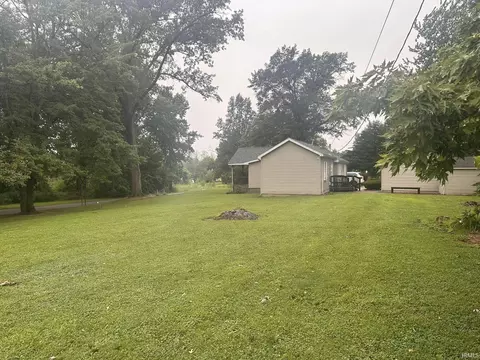 715 S Short St, Dugger, IN 47848 photo 22