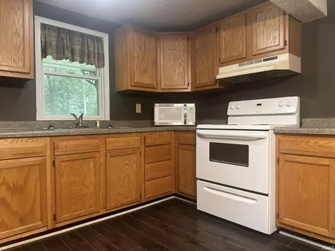 715 S Short St, Dugger, IN 47848 photo 8