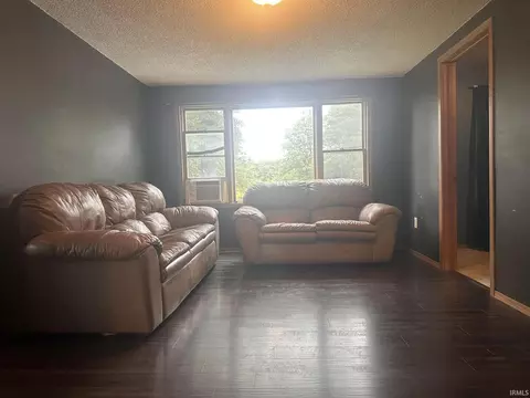 715 S Short St, Dugger, IN 47848 photo 4
