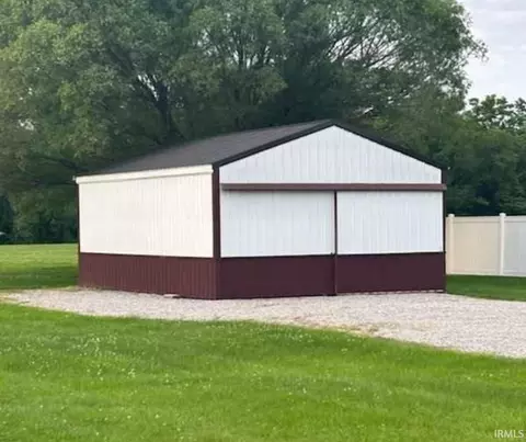 0 Tenth St, Grandview, IN 47615