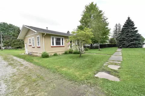 304 N Madison Ave, Fowler, IN 47944 photo 3