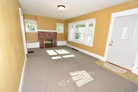 304 N Madison Ave, Fowler, IN 47944 photo 5