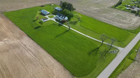 7182 W Division Line Rd, Delphi, IN 46923 photo 1