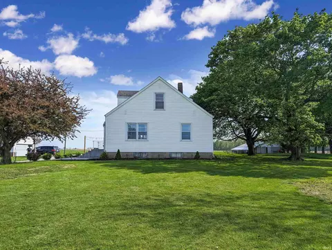 7182 W Division Line Rd, Delphi, IN 46923 photo 4