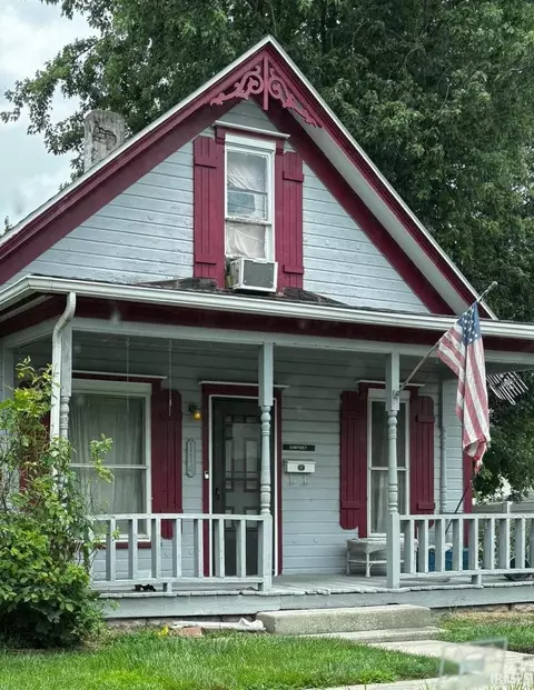 114 E 19th St, Auburn, IN 46706 photo 1