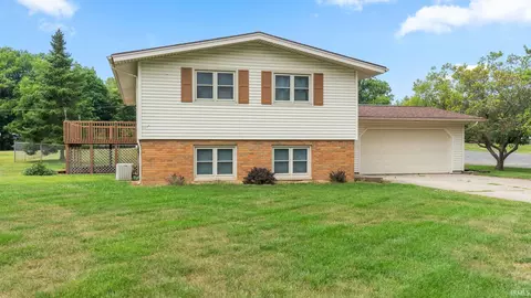 2043 S State Road 15, Warsaw, IN 46580