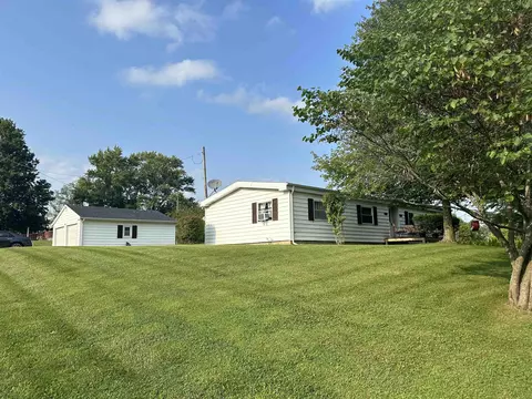 3475 S 1010 E, Lagrange, IN 46761 photo 2