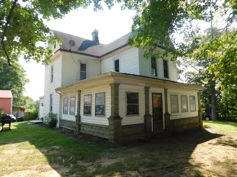 9929 Highway 150 Rd, Greenville, IN 47124