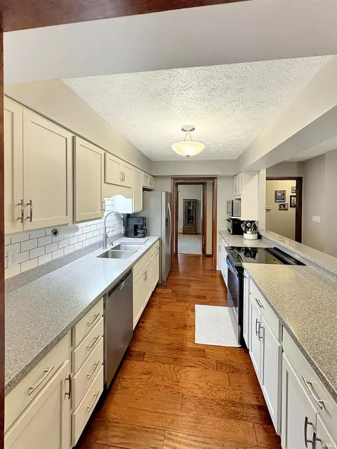 1634 S Williams Ct, Bloomington, IN 47401 photo 4
