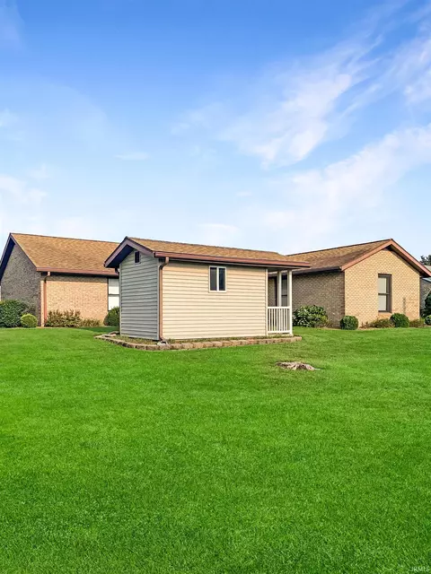 4589 Obing Strasse, Jasper, IN 47546 photo 4