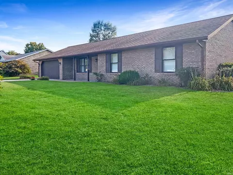 4589 Obing Strasse, Jasper, IN 47546 photo 3