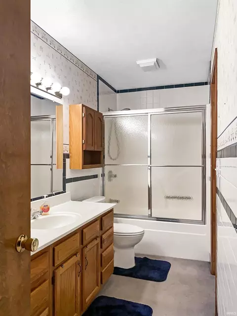 4589 Obing Strasse, Jasper, IN 47546 photo 16