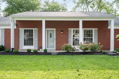 1002 N Shellbark Rd, Muncie, IN 47304 photo 3